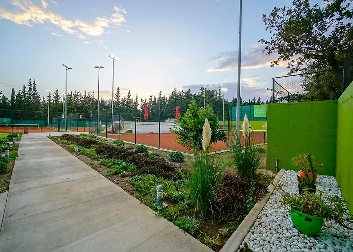 מלון Olive Farm Of (adults Only)
